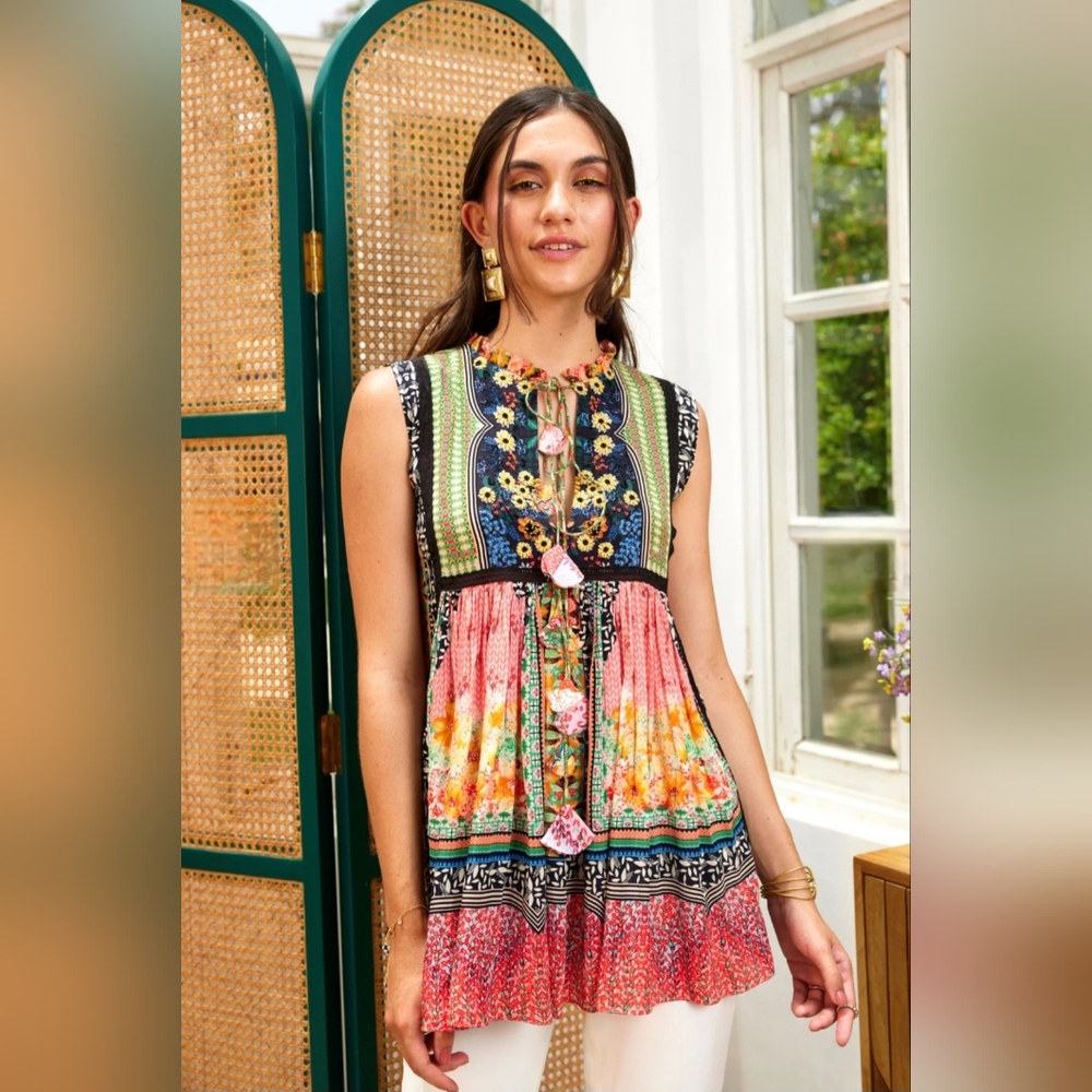 Bhanuni by Jyoti Celina Abstract Top Size XS Excellent Condition